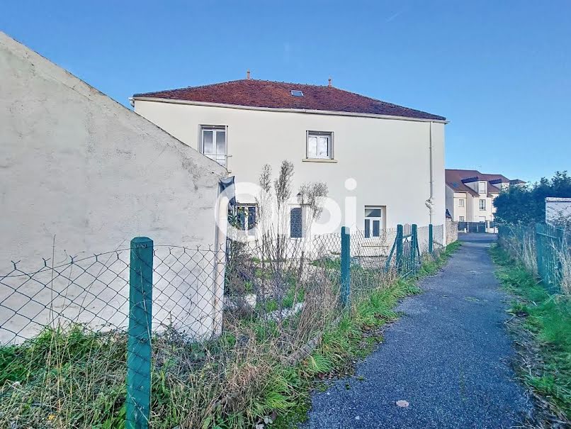 Vente maison 5 pièces 124 m² à Chenoise (77160), 222 000 €