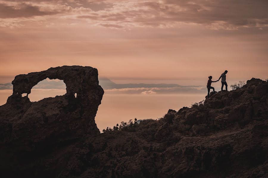 Fotografo di matrimoni Isidro Cabrera (isidrocabrera). Foto del 3 ottobre 2021