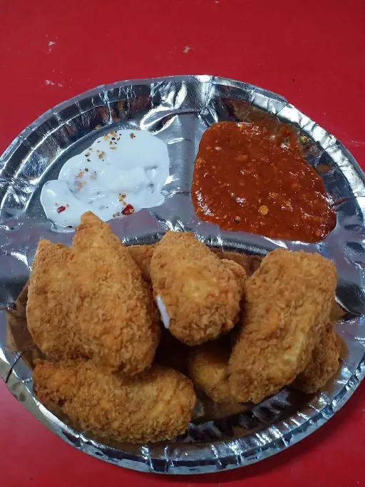 Kfc Paneer Momos [4 Pieces]