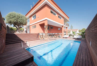 Villa with pool 7