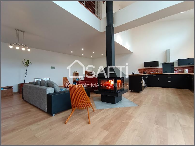 Vente loft 7 pièces 203 m² à Vire Normandie (14500), 239 500 €