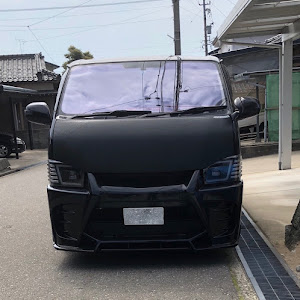 ハイエースバン