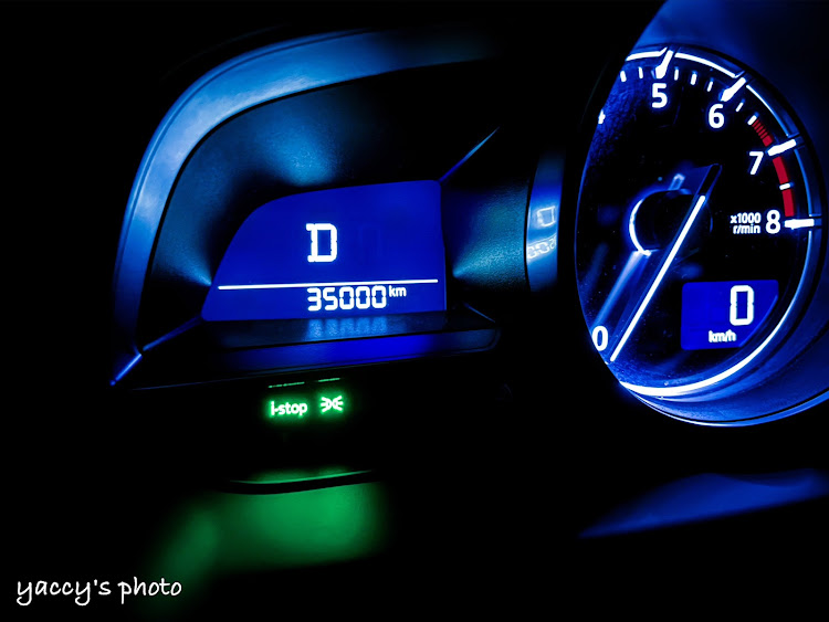 デミオの#mazda demio・チタニウムフラッシュマイカ・毎日投稿継続中・キリ番・少走行デミオに関するカスタム事例の投稿画像1枚目