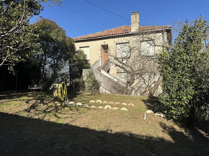 Vente maison 11 pièces 266 m² à Aubenas (07200), 230 000 €