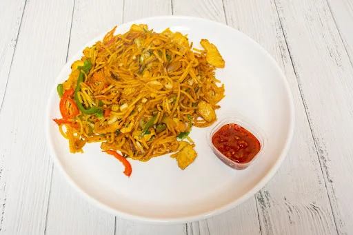 Veg Singapore Noodles [Serves 1-2]