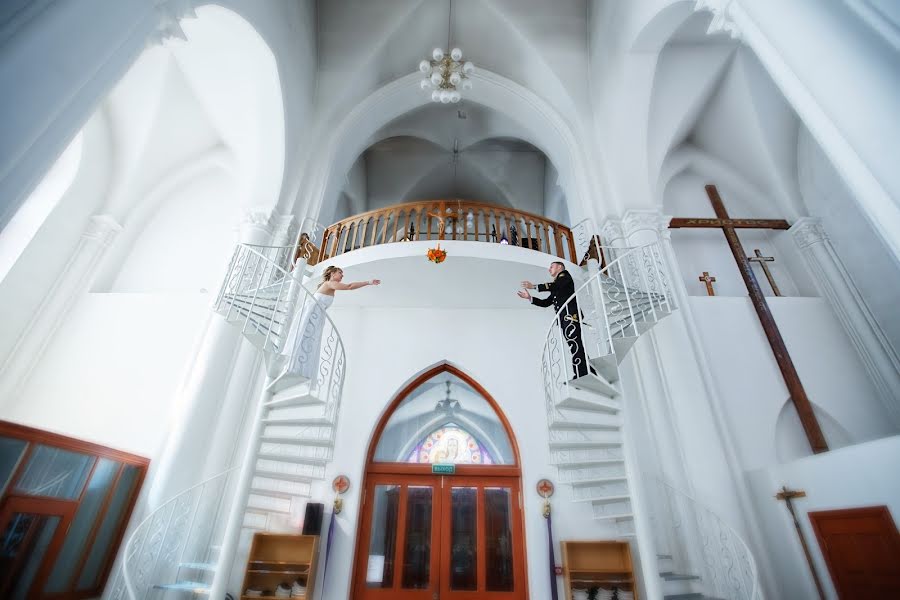 Wedding photographer Aleksey Lysov (alekss4907). Photo of 12 April 2015