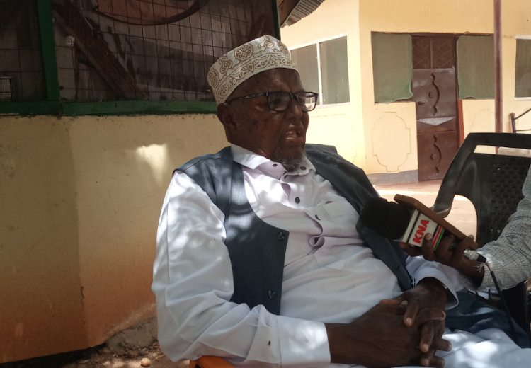 The Chairman Kenya National Farmers Federations, Dubat Ali Amey, speaking to the press