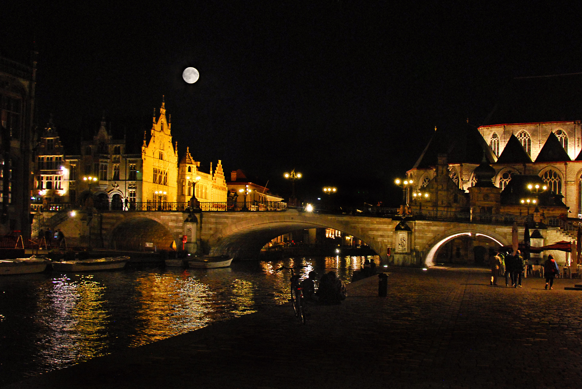 luna piena a bruges di aldopaolo