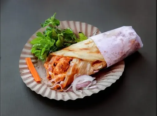 Butter Pepper Chicken Roll