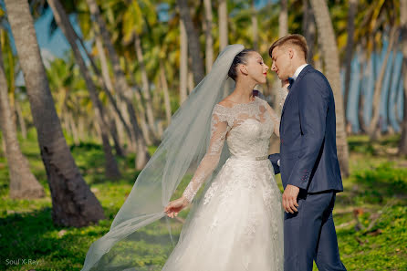 Fotógrafo de casamento Margarita Soulrey (soulxray). Foto de 16 de fevereiro 2017