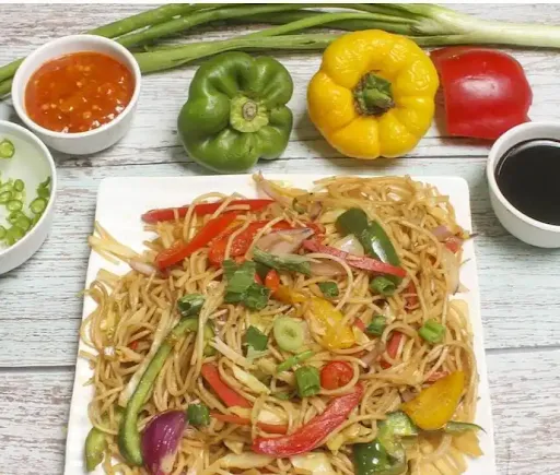 Veg Hakka Noodles