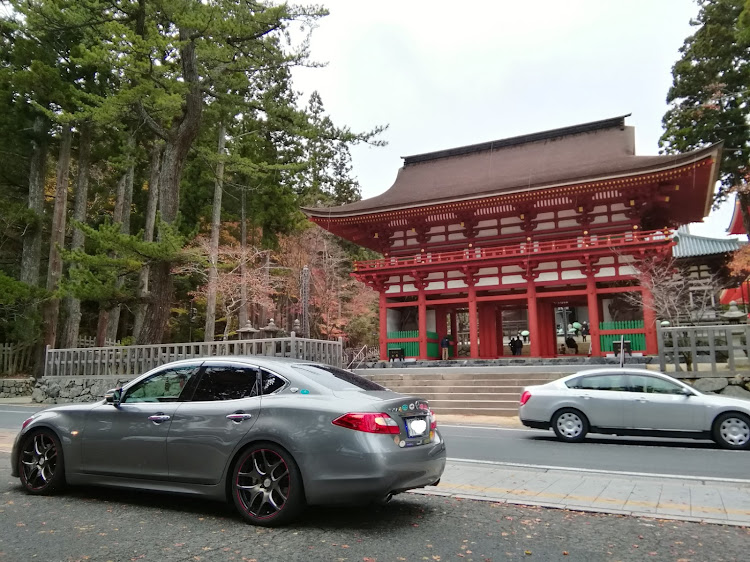 フーガの和歌山県伊都郡高野町高野山・壇上伽藍の中門・再建するのに檜約1500本に関するカスタム事例の投稿画像1枚目