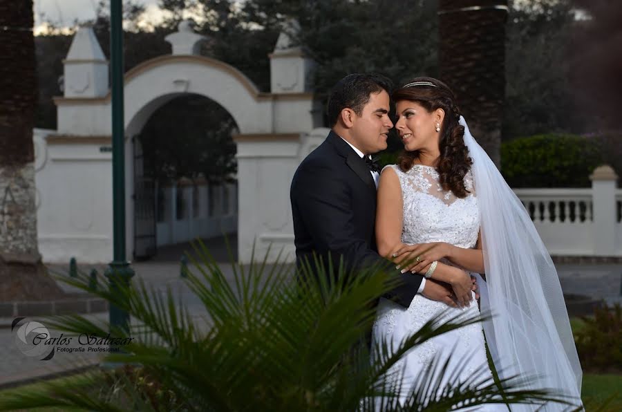 Свадебный фотограф Carlos Salazar (csfotoyvideo4). Фотография от 28 апреля 2020