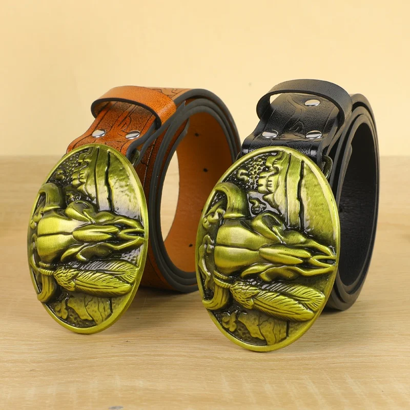 Men's Belt Buckle featuring a Cow Head Design. A durable and stylish accessory, perfect for adding a touch of rugged fla