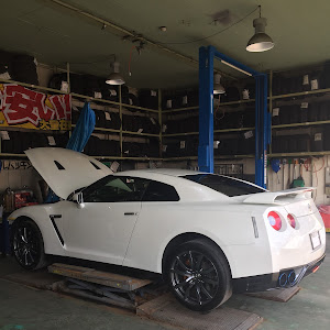 NISSAN GT-R R35