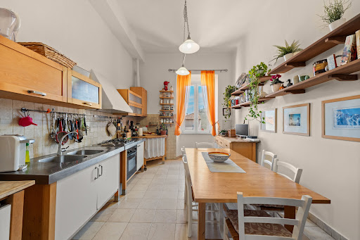 Apartment 5