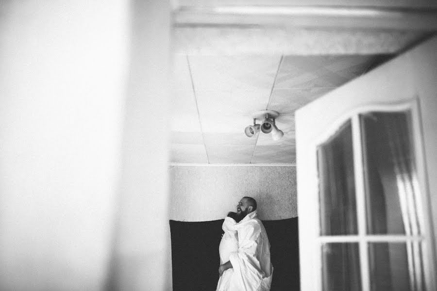 Photographe de mariage Valentina Piksanova (valiashka). Photo du 14 avril 2015