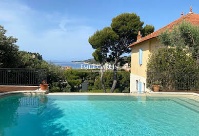 Maison avec piscine et terrasse 6