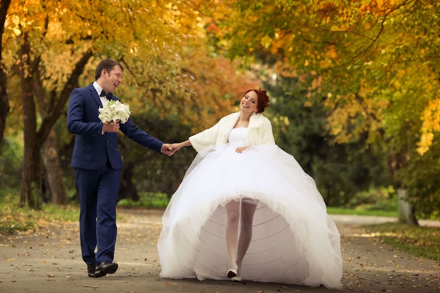 Fotógrafo de bodas Anna Lobanova (zorkaya). Foto del 4 de abril 2016