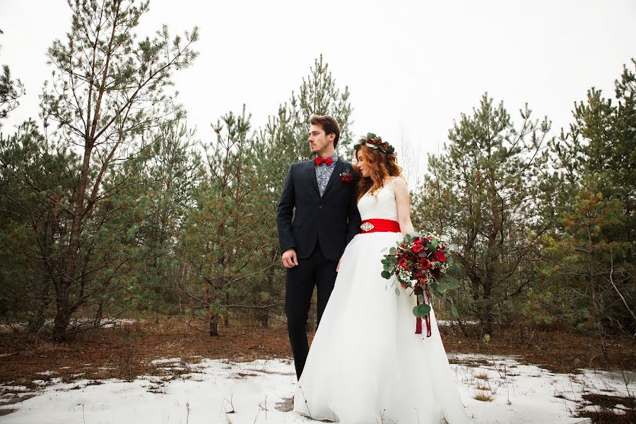 Photographe de mariage Olga Lisova (oliab). Photo du 17 mars 2016