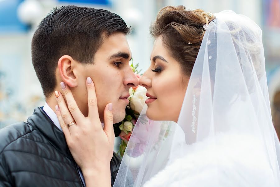 Wedding photographer Oksana Ichalovskaya (ichalovskaya). Photo of 25 March 2019