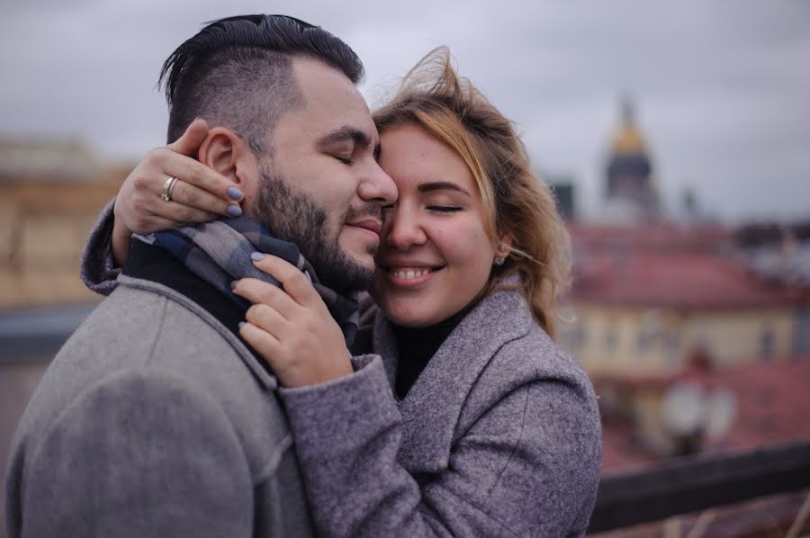 Fotografo di matrimoni Anastasiya Cvetkova (luckyones). Foto del 17 aprile 2019