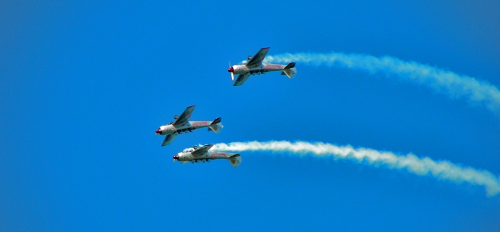 IN VOLOA TESTA IN GIU di tobetold