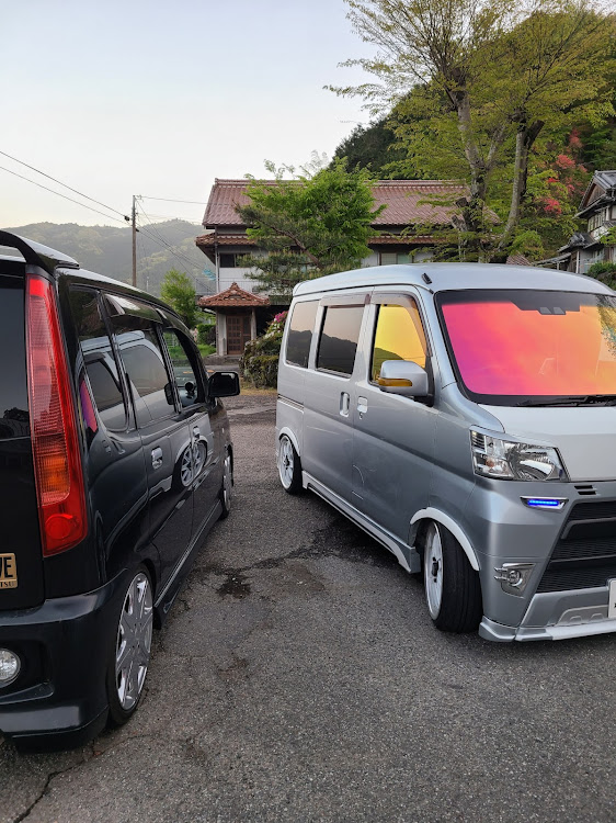 グロリアの投稿を見てくださる方々へ🙏いつもいいねやコメント✨ありとうございます😃・高旧進車・高知・雑談コラボ・黒ムーヴに関するカスタム事例の投稿画像2枚目