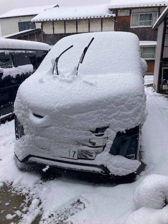 ノアのいいね＆フォロー＆コメントありがとうございます・雪が積もった・大寒波到来に関するカスタム事例の投稿画像1枚目