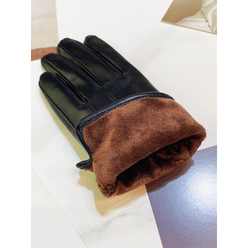 Title 3, Womens Sheepskin Gloves for Winter
