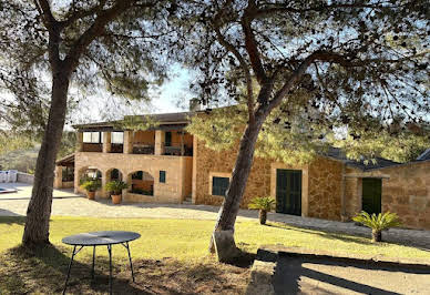 Maison avec piscine et terrasse 8