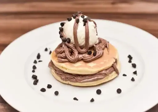 Nutella Mousse Pancakes