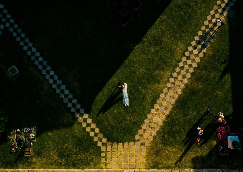 Fotógrafo de casamento Ciprian Grigorescu (cipriangrigores). Foto de 19 de março 2021