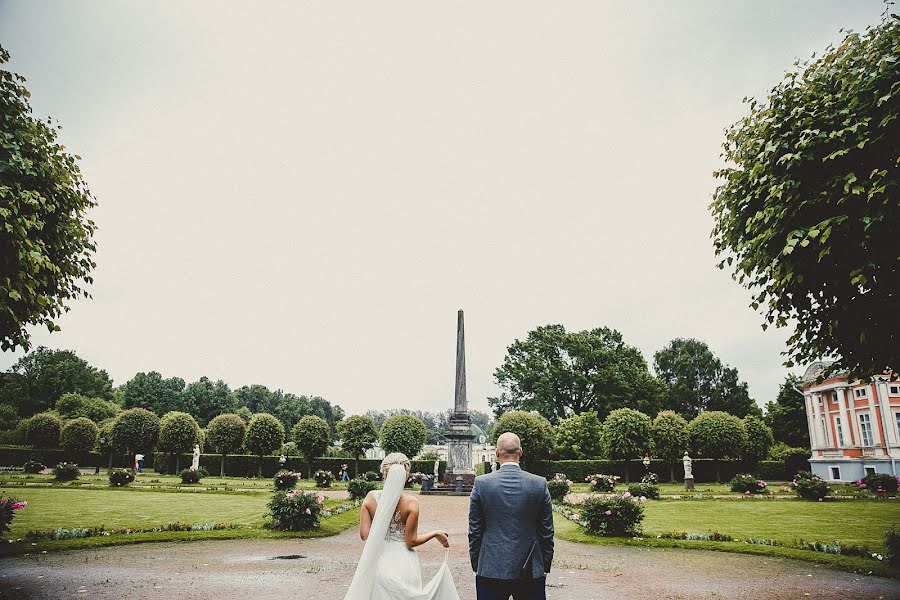 Fotógrafo de casamento Dmitriy Tolmachev (dimtol). Foto de 20 de julho 2017