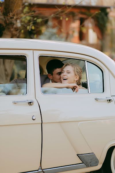 Fotografo di matrimoni Mariya Khuzina (khuzinam). Foto del 18 novembre 2019