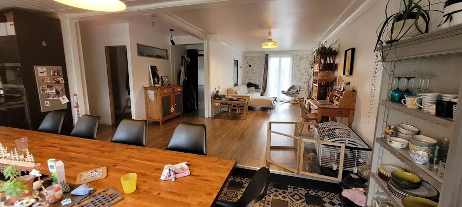 Vente maison 5 pièces 185 m² à Saint-Brieuc (22000), 250 000 €