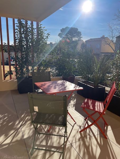 Vente appartement 6 pièces 130 m² à Nimes (30000), 578 000 €