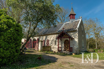 château à Vivy (49)