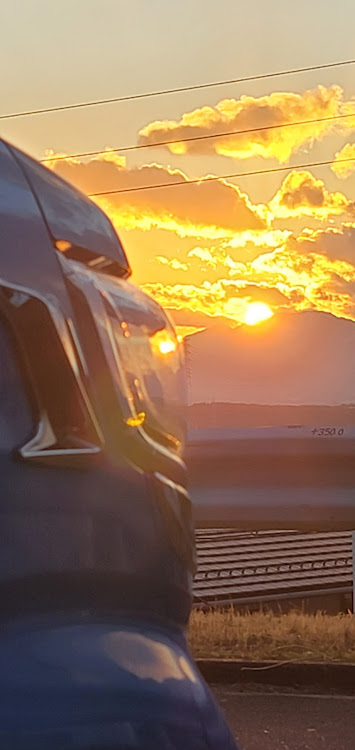 スペーシアカスタムのポンチャンチャージ・洗車・夕陽とコラボ！に関するカスタム事例の投稿画像4枚目