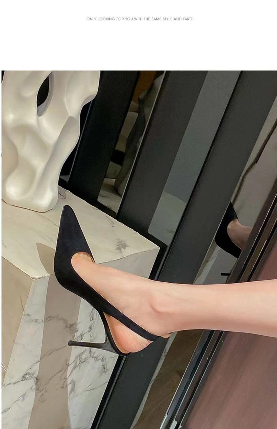 Title 15, Nude high heel stiletto sandalen met spitse neu...
