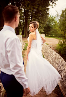 Fotógrafo de casamento Yuliya Klensheva (julsk). Foto de 24 de outubro 2020