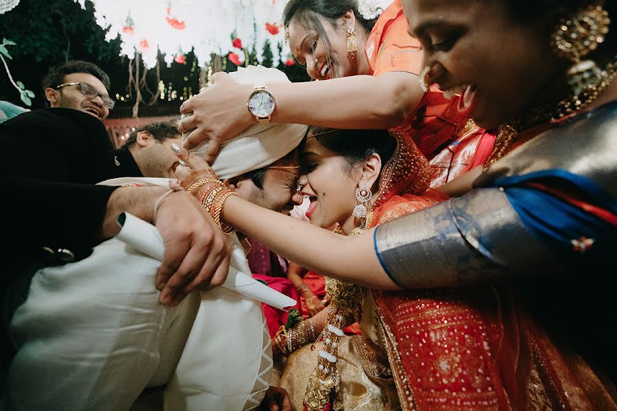 Fotografo di matrimoni Lonav Bharali (lonav). Foto del 3 gennaio 2022