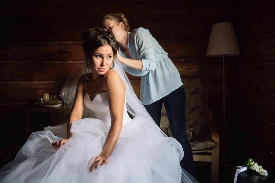 Fotógrafo de casamento Dmitriy Gvozdik (gvo3d). Foto de 23 de dezembro 2016