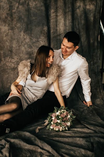 Wedding photographer Valeriya Svechnikova (leracandle). Photo of 9 December 2018