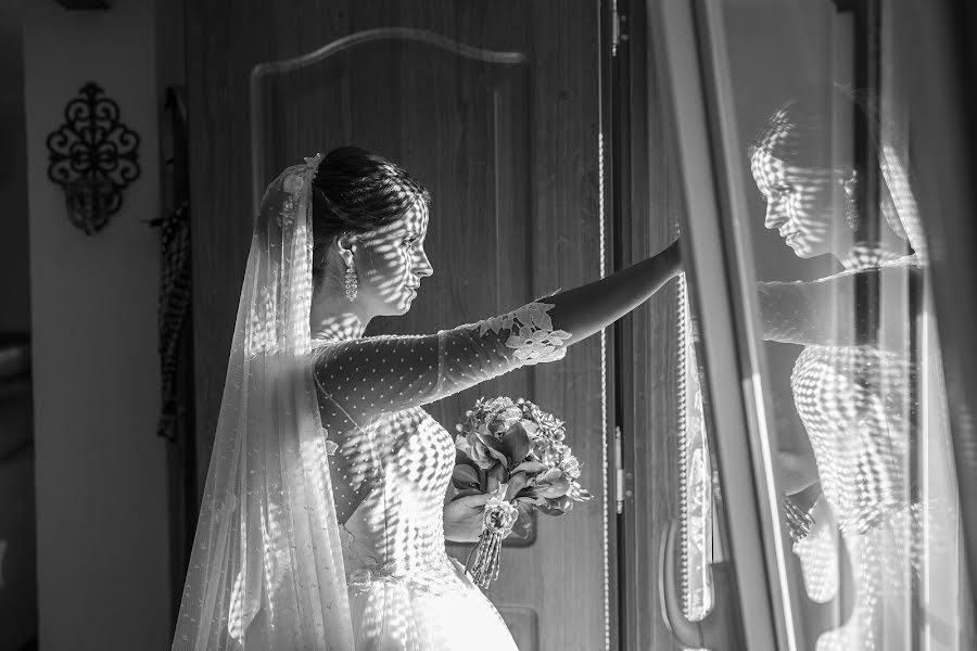 Wedding photographer Cristina Grau (cristinagrau). Photo of 19 September 2017