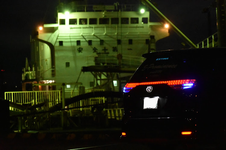 エスティマのE-Prominence・Masa ♂Style・目指せPickUpCars・海と愛車・運営さんピックアップに載せて下さいに関するカスタム事例の投稿画像3枚目