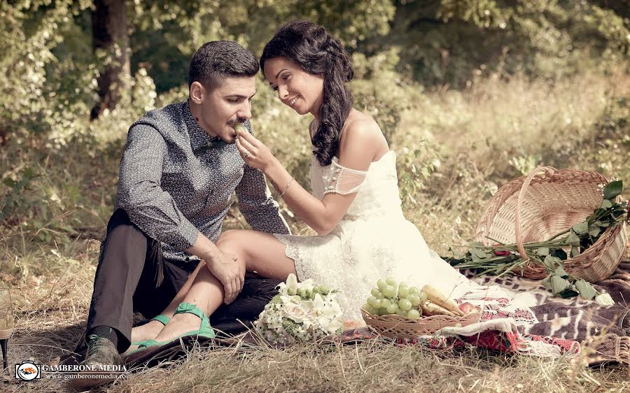 Fotógrafo de casamento Ovidiu Gamberea (gamberomemedia). Foto de 12 de fevereiro 2020