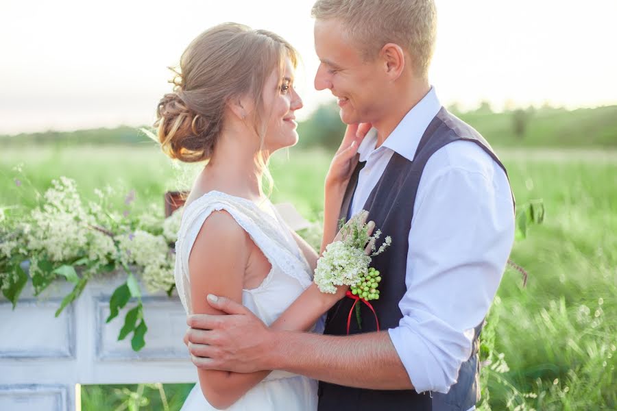 Fotógrafo de casamento Darya Khripkova (dariakhrypkova). Foto de 25 de abril 2017