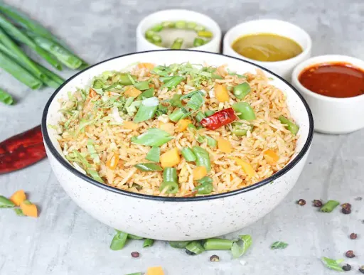 Schezwan Fried Rice Veg