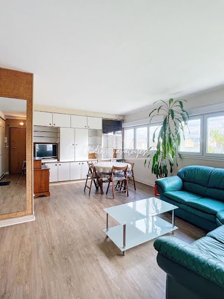 Vente appartement 3 pièces 63 m² à Le Pré-Saint-Gervais (93310), 369 000 €